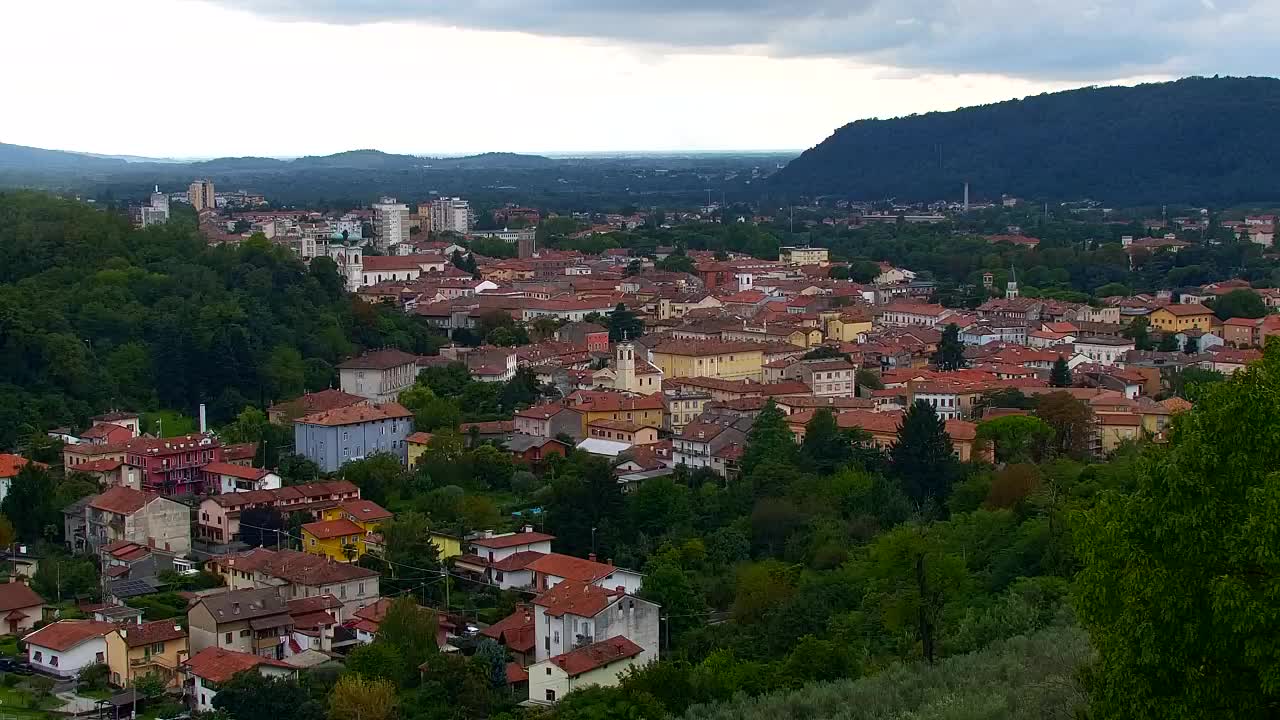 Nova Gorica et Gorizia : Vue Imprenable depuis le Monastère Franciscain de Kostanjevica