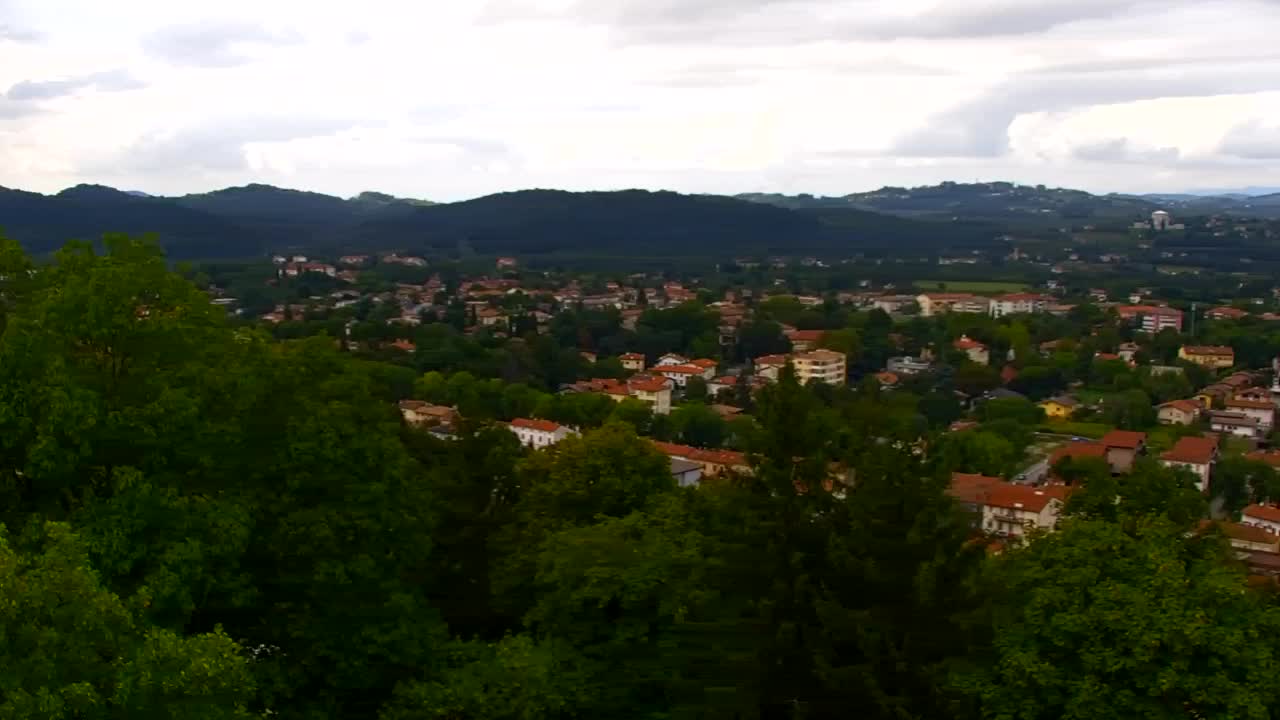 Nova Gorica y Gorizia: Impresionantes Vistas desde el Monasterio Franciscano de Kostanjevica