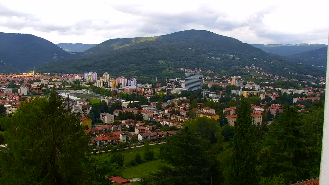 Nova Gorica et Gorizia : Vue Imprenable depuis le Monastère Franciscain de Kostanjevica