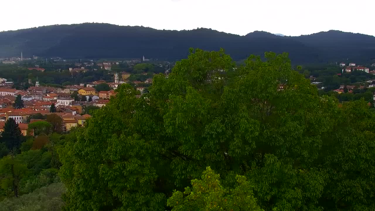 Nova Gorica e Gorizia: Panorama Mozzafiato dal Convento Francescano di Castagnevizza