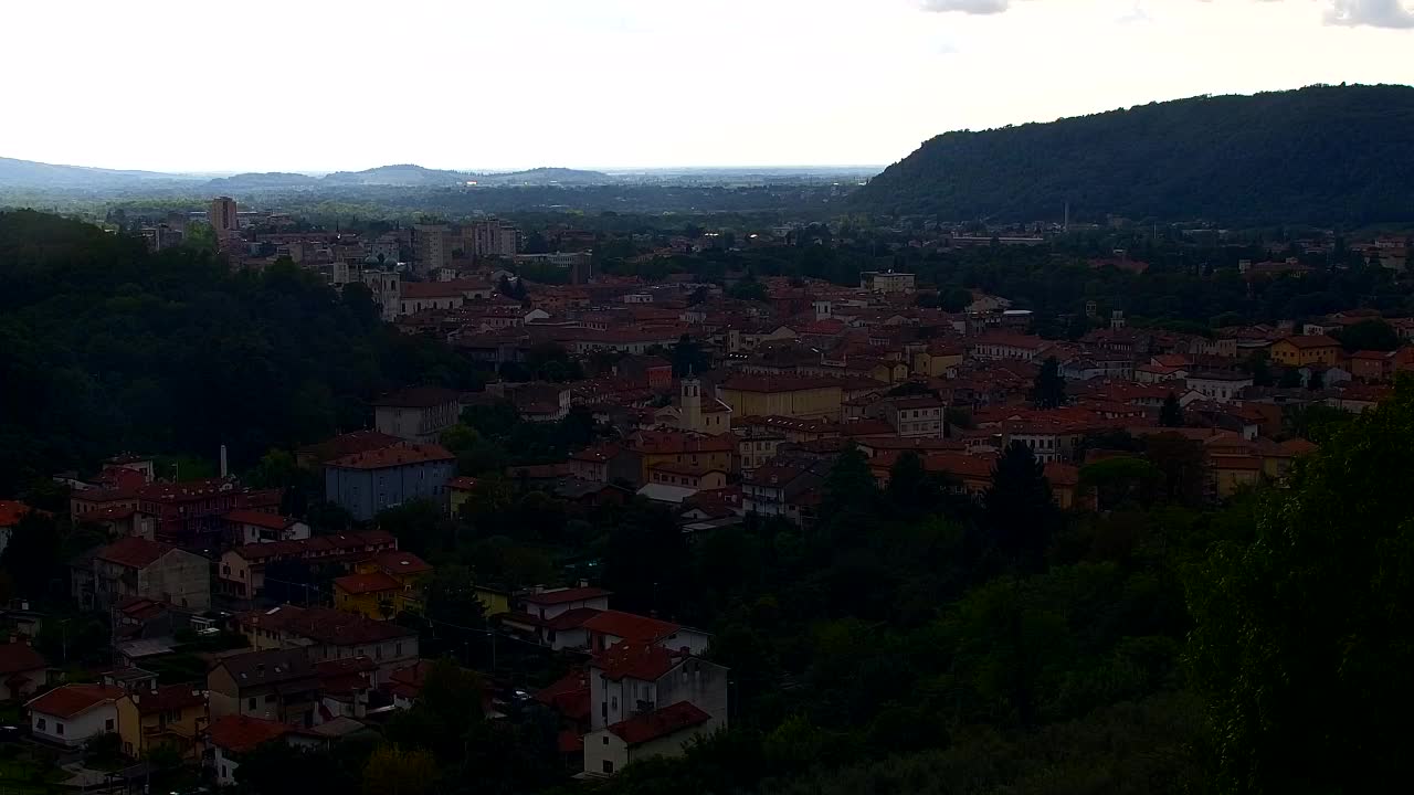 Nova Gorica et Gorizia : Vue Imprenable depuis le Monastère Franciscain de Kostanjevica