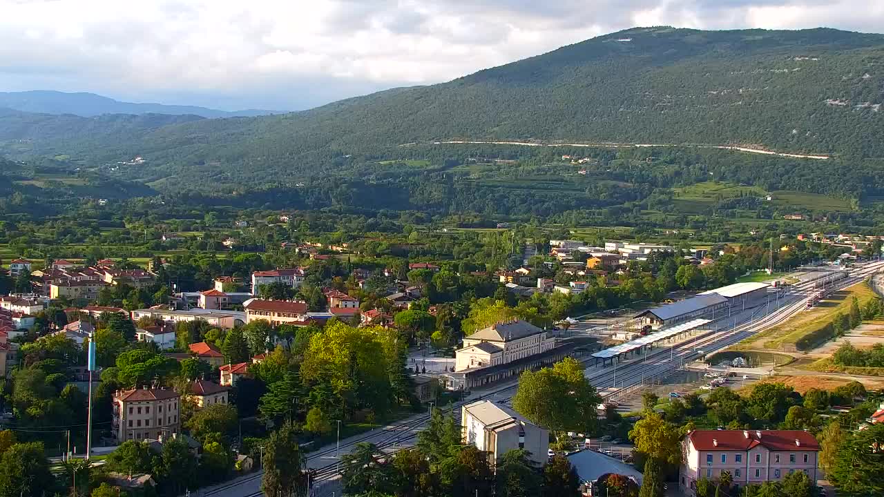 Nova Gorica y Gorizia: Impresionantes Vistas desde el Monasterio Franciscano de Kostanjevica