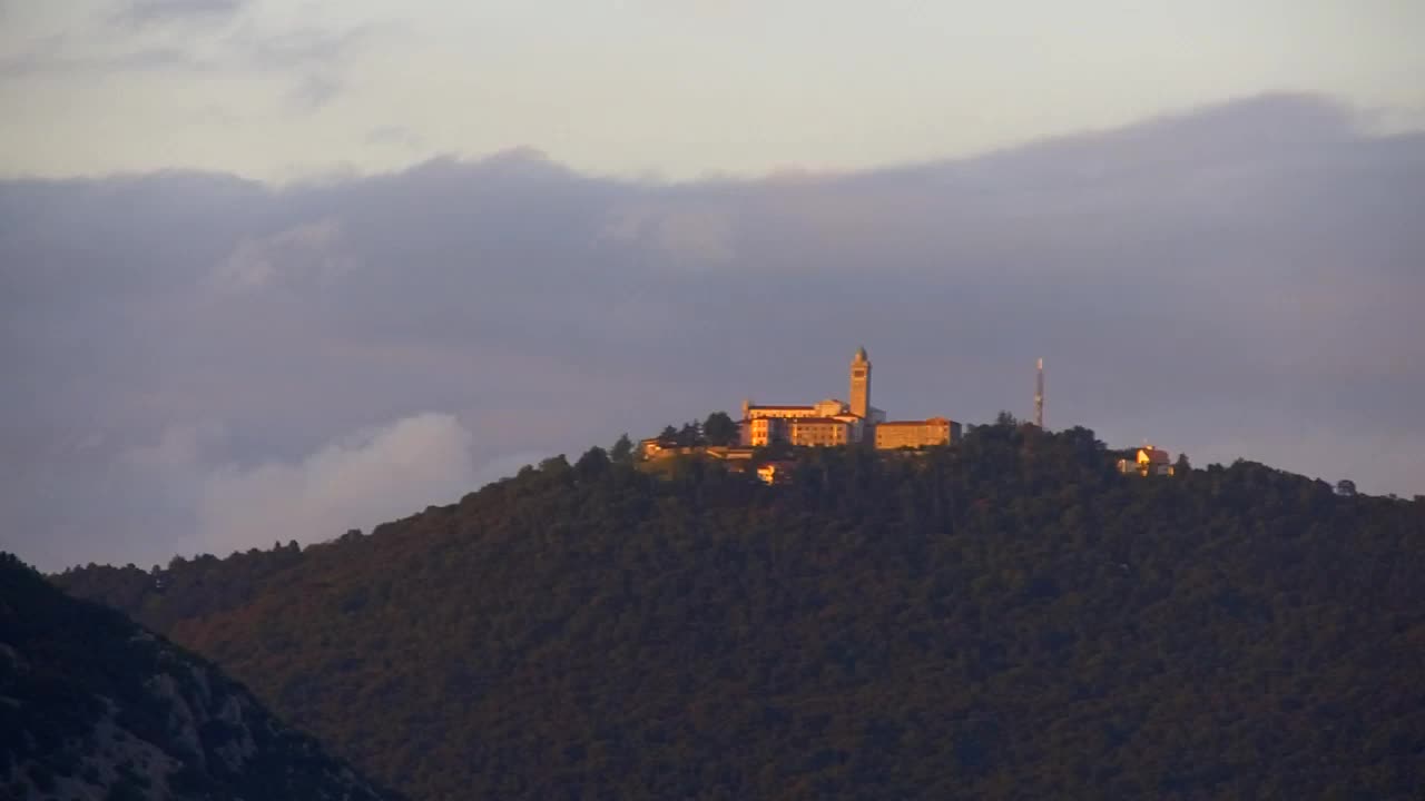 Nova Gorica und Görz: Atemberaubende Aussicht vom Franziskanerkloster Kostanjevica