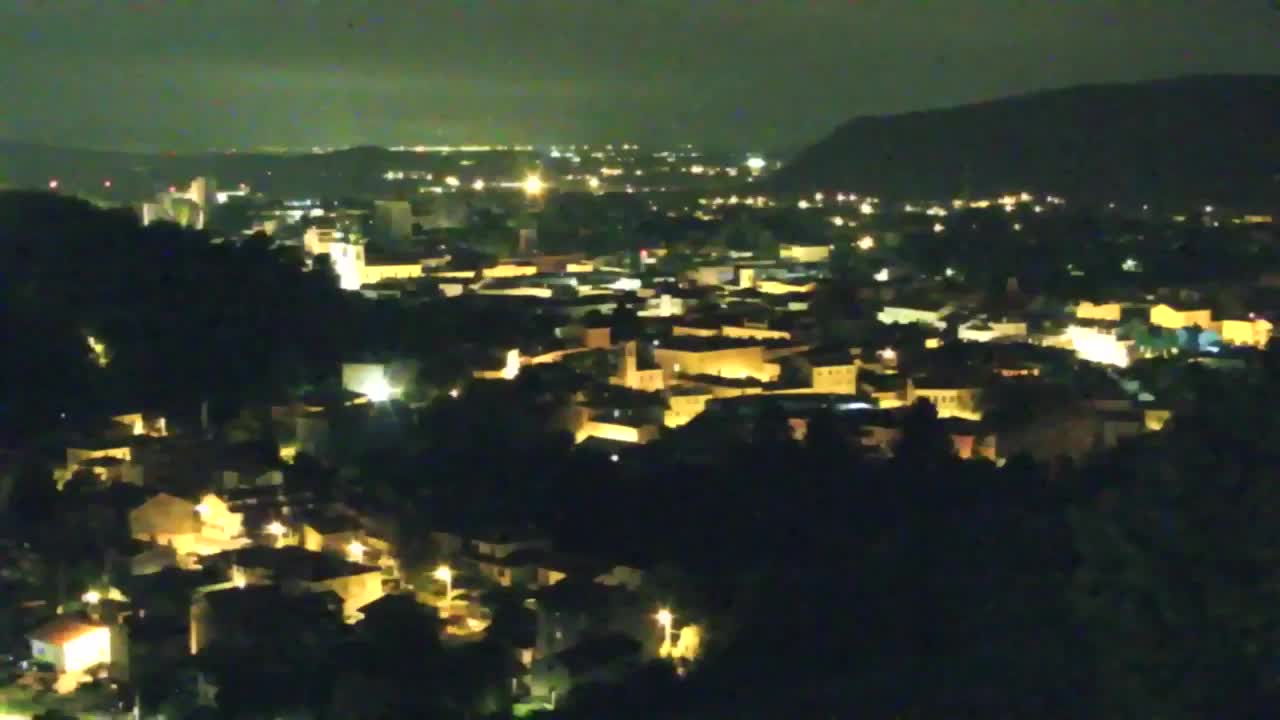 Nova Gorica i Gorica: Prekrasan Pogled iz Franjevačkog Samostana Kostanjevica