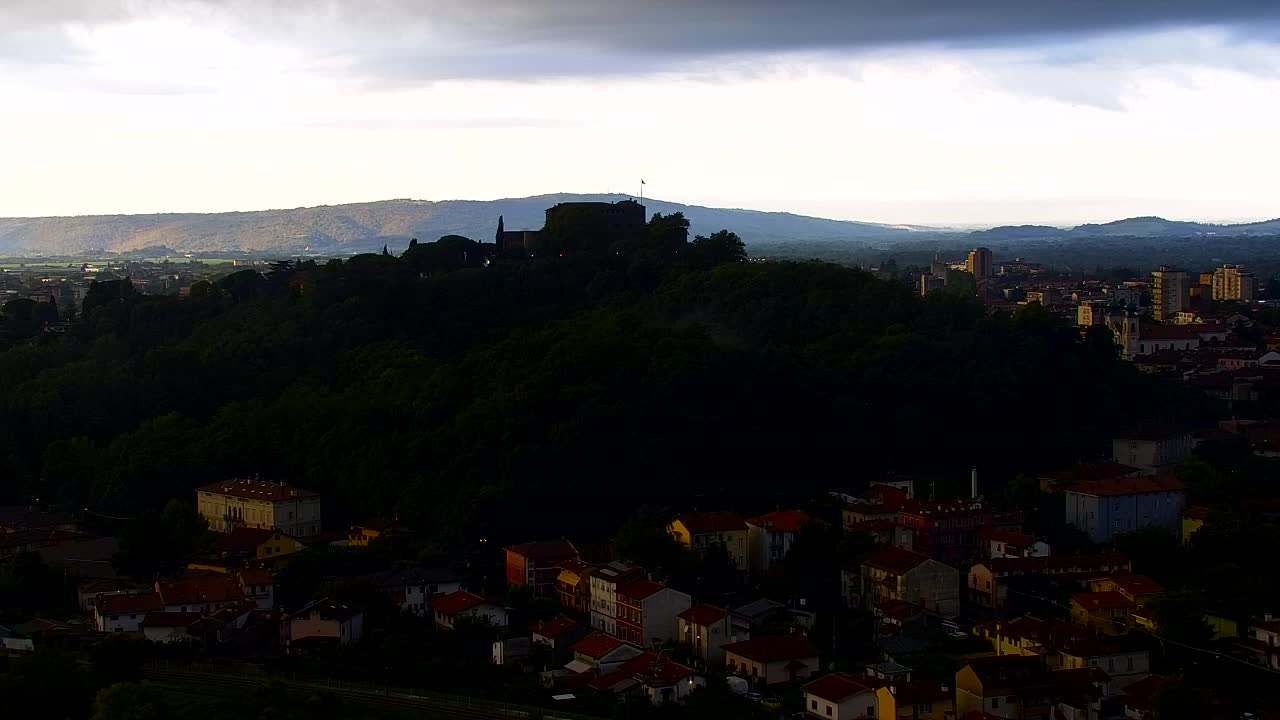 Nova Gorica und Görz: Atemberaubende Aussicht vom Franziskanerkloster Kostanjevica