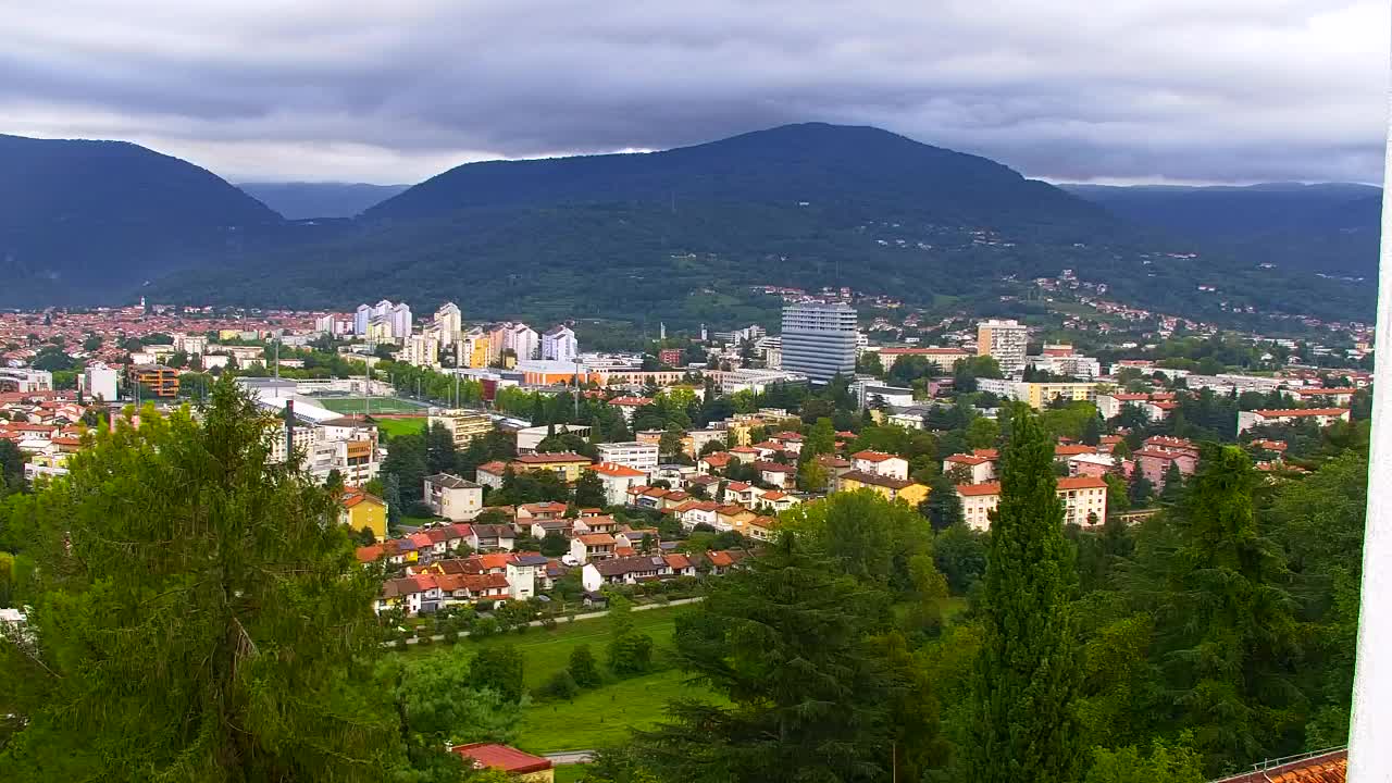 Nova Gorica und Görz: Atemberaubende Aussicht vom Franziskanerkloster Kostanjevica