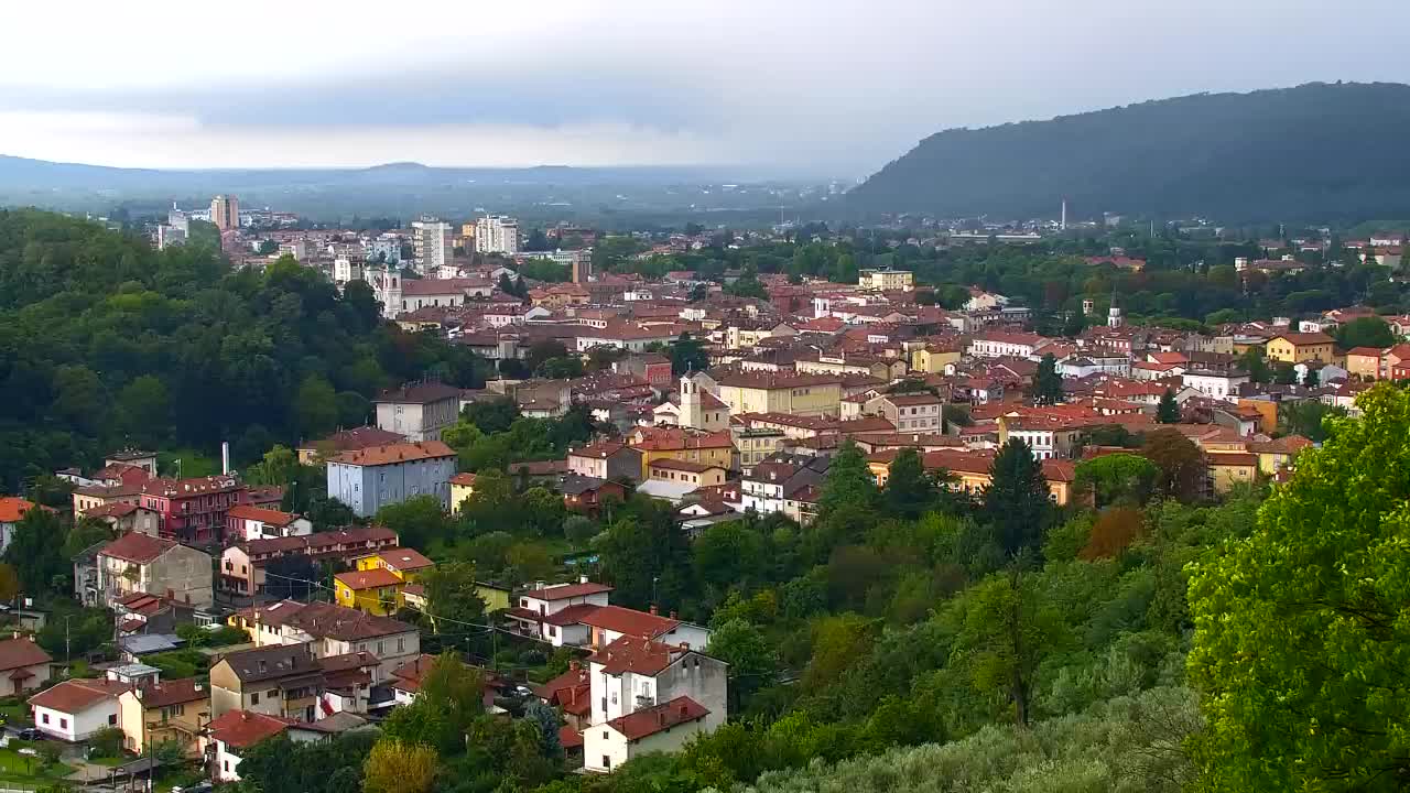 Nova Gorica und Görz: Atemberaubende Aussicht vom Franziskanerkloster Kostanjevica