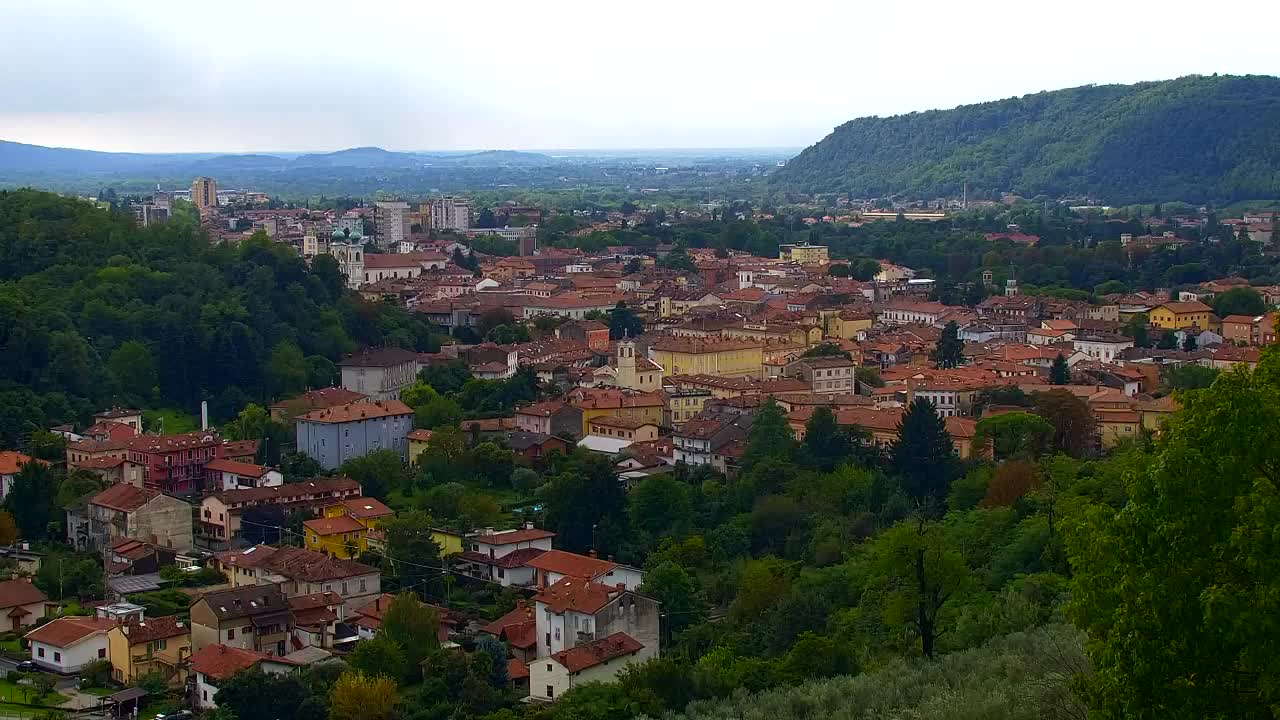 Nova Gorica i Gorica: Prekrasan Pogled iz Franjevačkog Samostana Kostanjevica