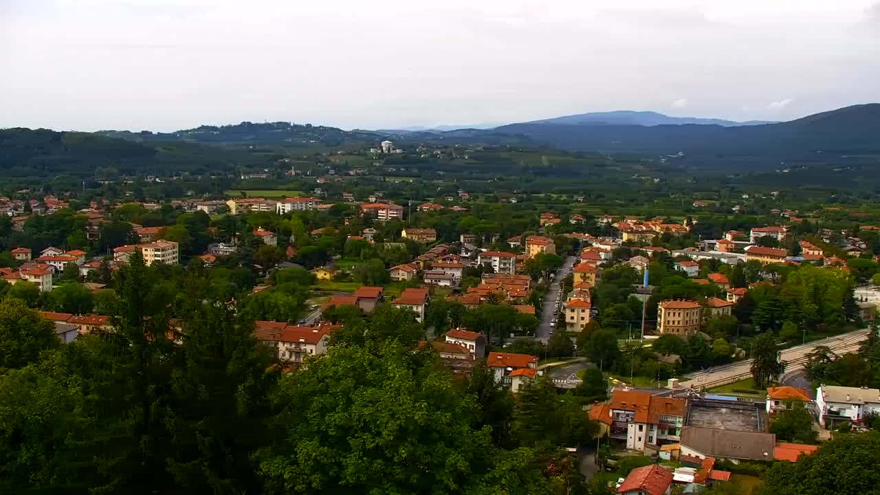 Nova Gorica und Görz: Atemberaubende Aussicht vom Franziskanerkloster Kostanjevica