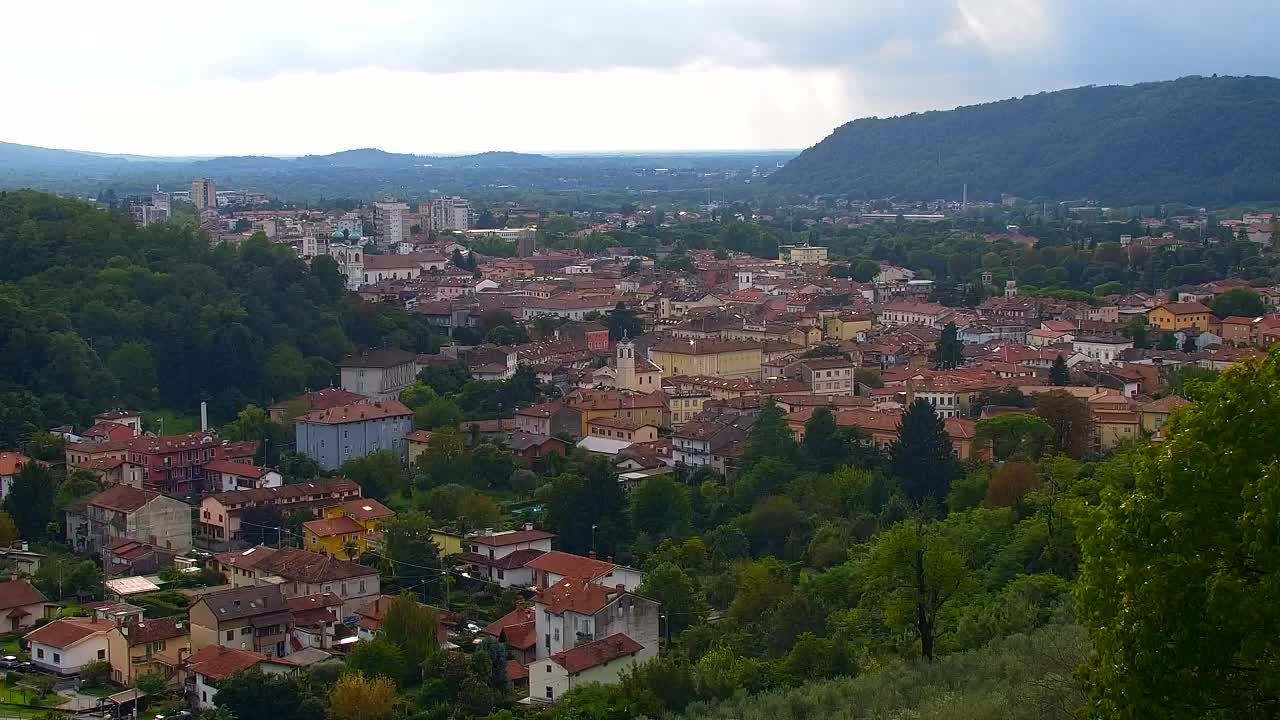 Nova Gorica y Gorizia: Impresionantes Vistas desde el Monasterio Franciscano de Kostanjevica