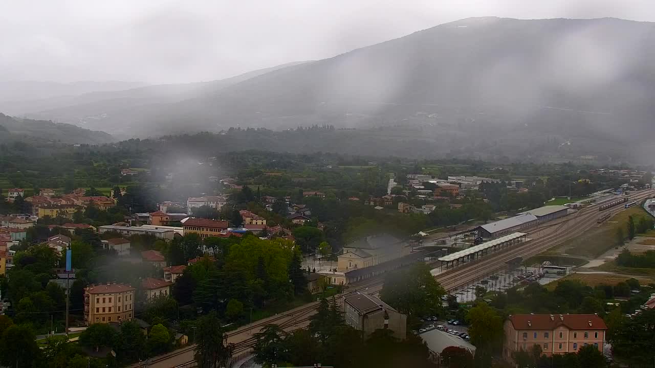 Nova Gorica y Gorizia: Impresionantes Vistas desde el Monasterio Franciscano de Kostanjevica