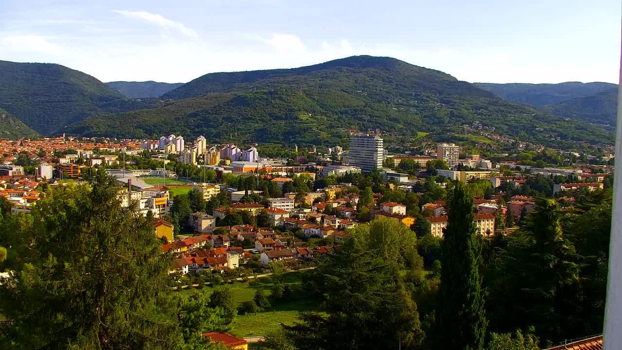 Nova Gorica e Gorizia: Panorama Mozzafiato dal Convento Francescano di Castagnevizza
