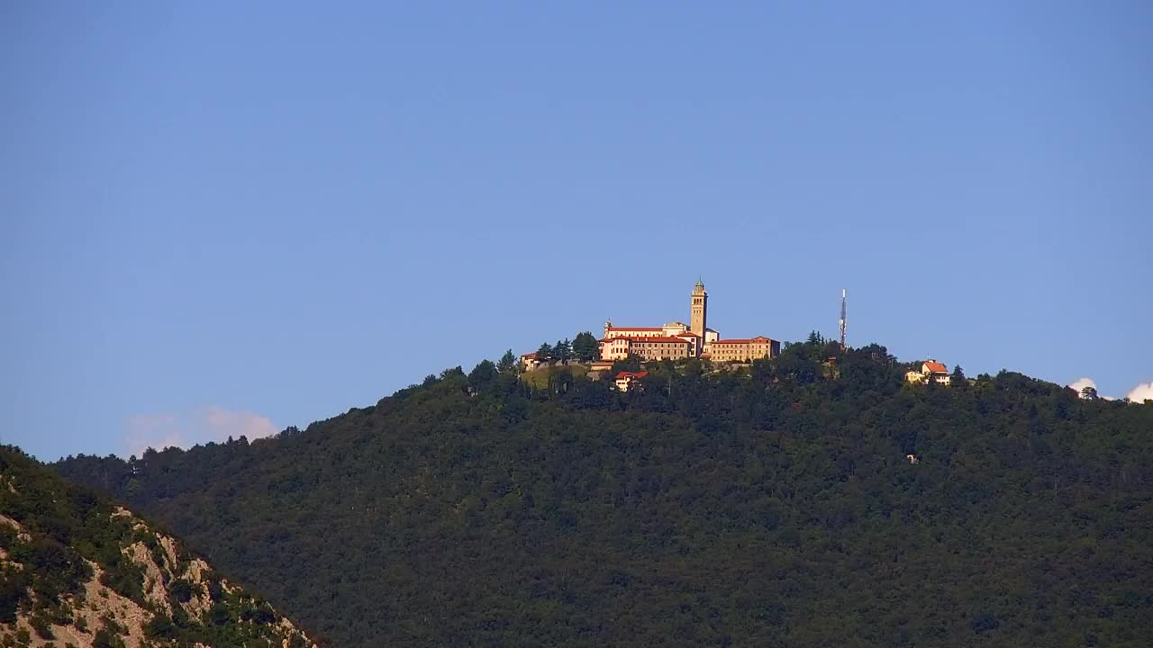 Nova Gorica i Gorica: Prekrasan Pogled iz Franjevačkog Samostana Kostanjevica