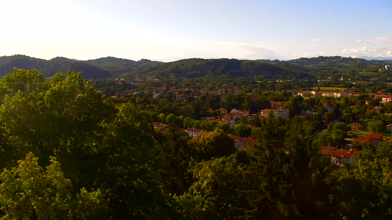 Nova Gorica i Gorica: Prekrasan Pogled iz Franjevačkog Samostana Kostanjevica