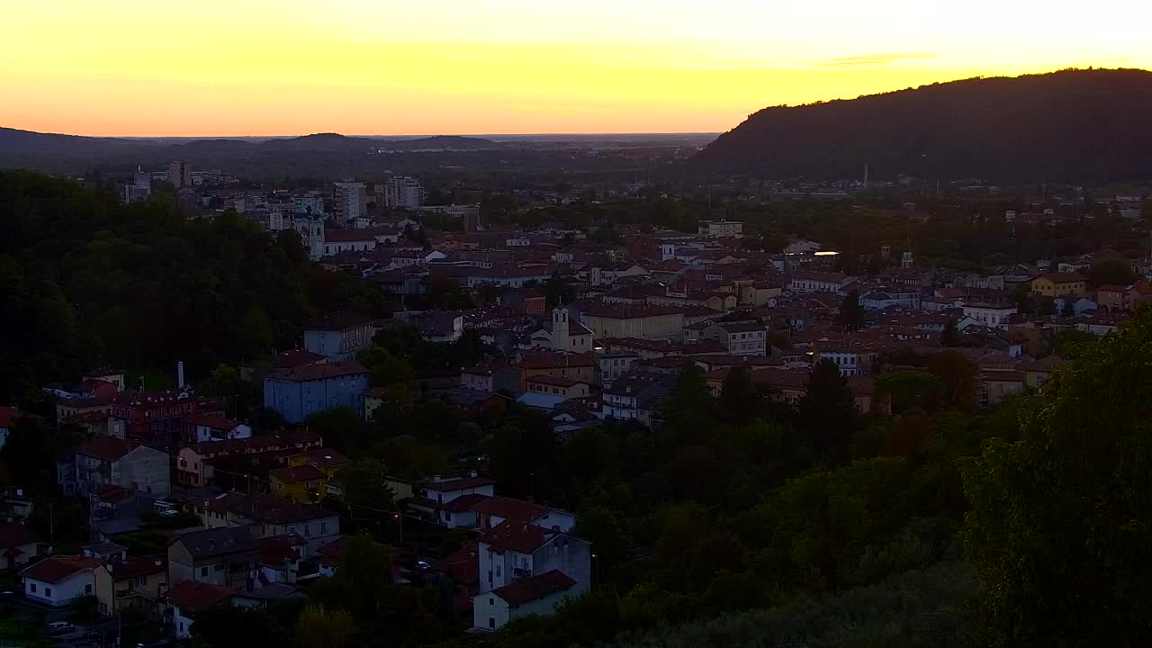 Nova Gorica et Gorizia : Vue Imprenable depuis le Monastère Franciscain de Kostanjevica