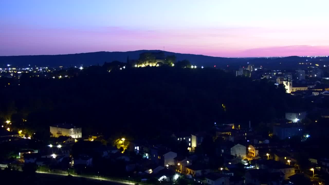 Nova Gorica i Gorica: Prekrasan Pogled iz Franjevačkog Samostana Kostanjevica