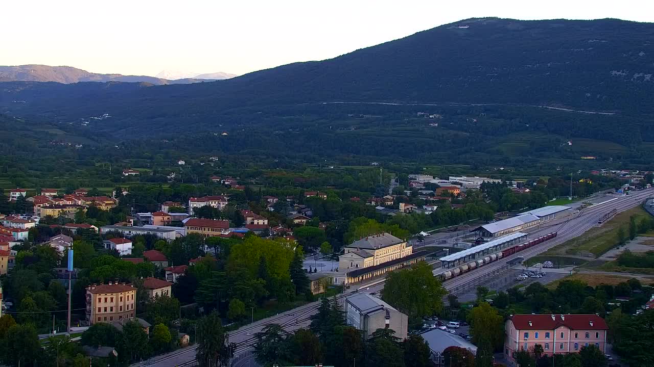 Nova Gorica y Gorizia: Impresionantes Vistas desde el Monasterio Franciscano de Kostanjevica