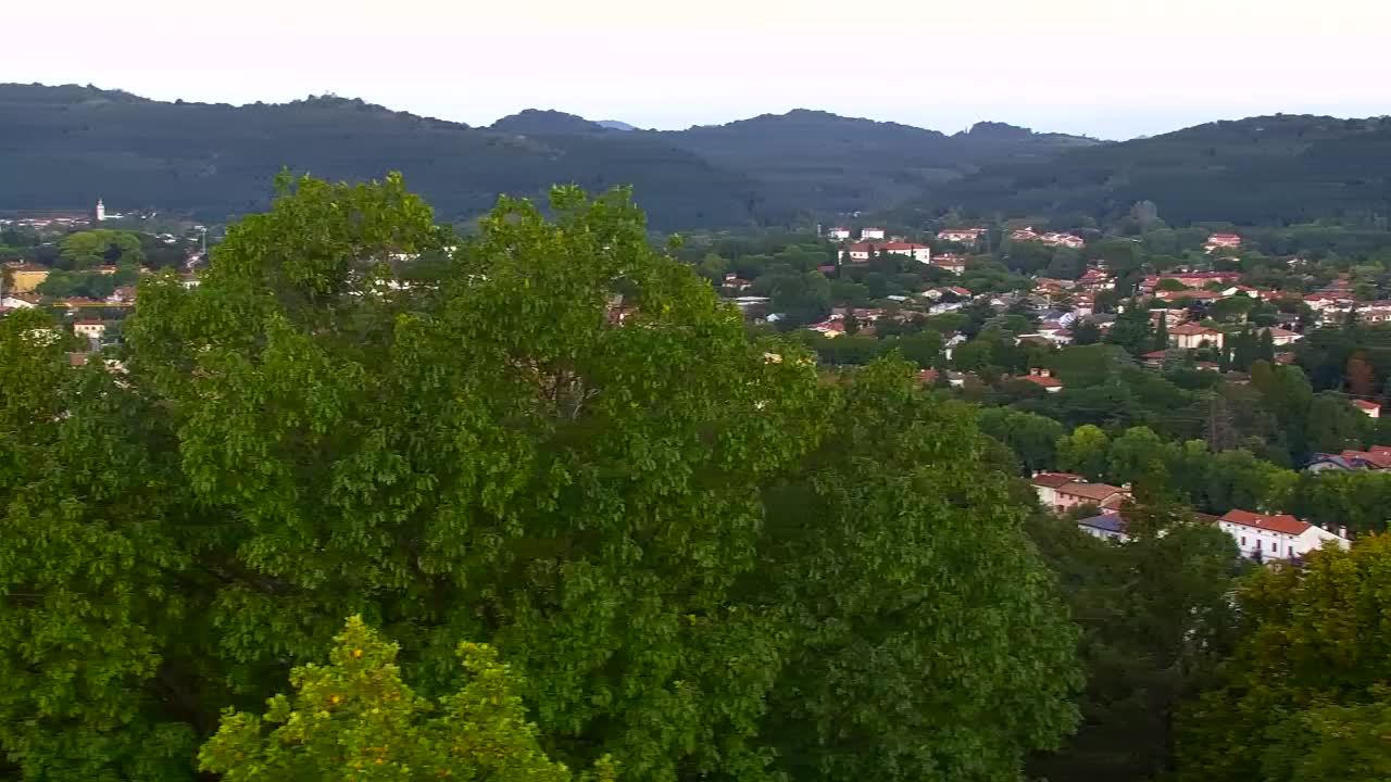 Nova Gorica y Gorizia: Impresionantes Vistas desde el Monasterio Franciscano de Kostanjevica