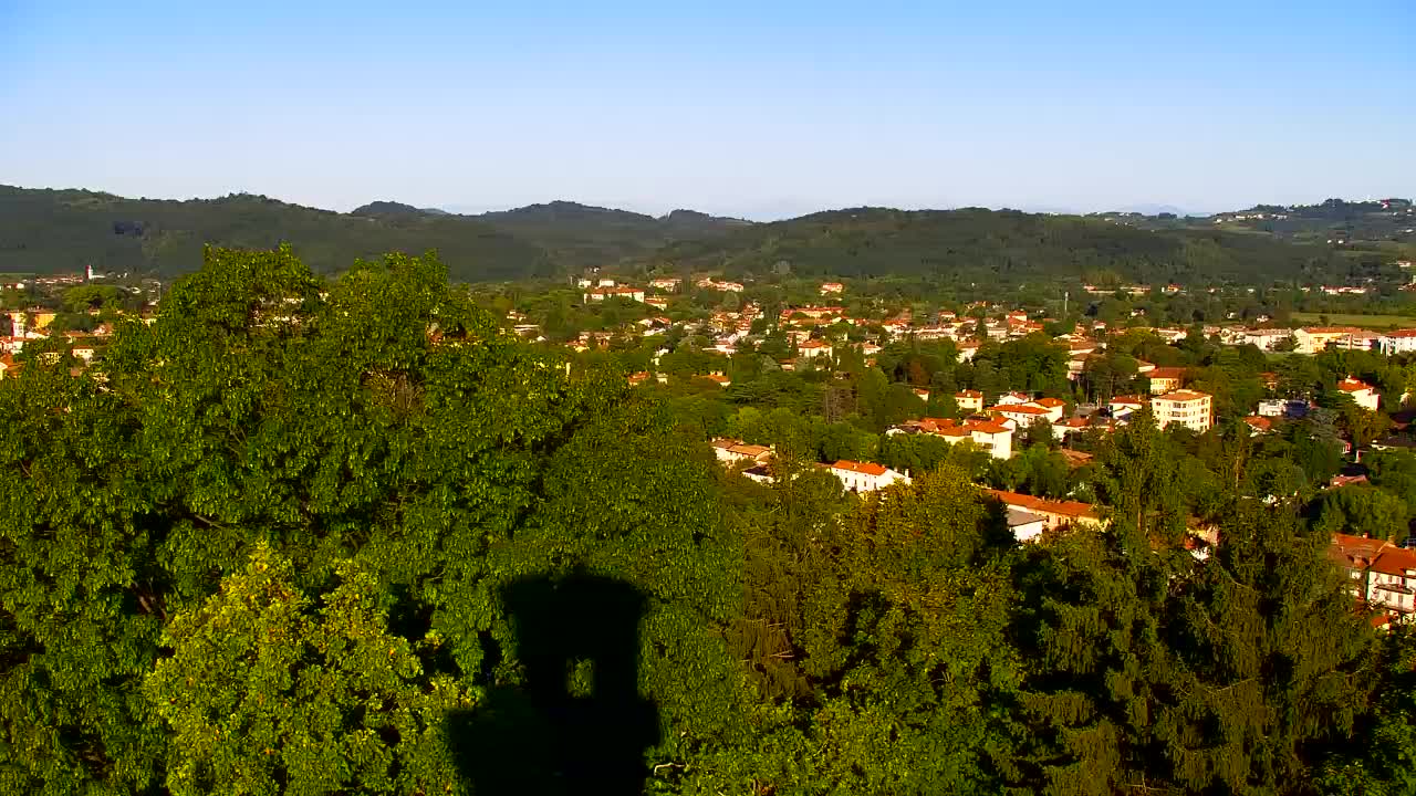 Nova Gorica i Gorica: Prekrasan Pogled iz Franjevačkog Samostana Kostanjevica