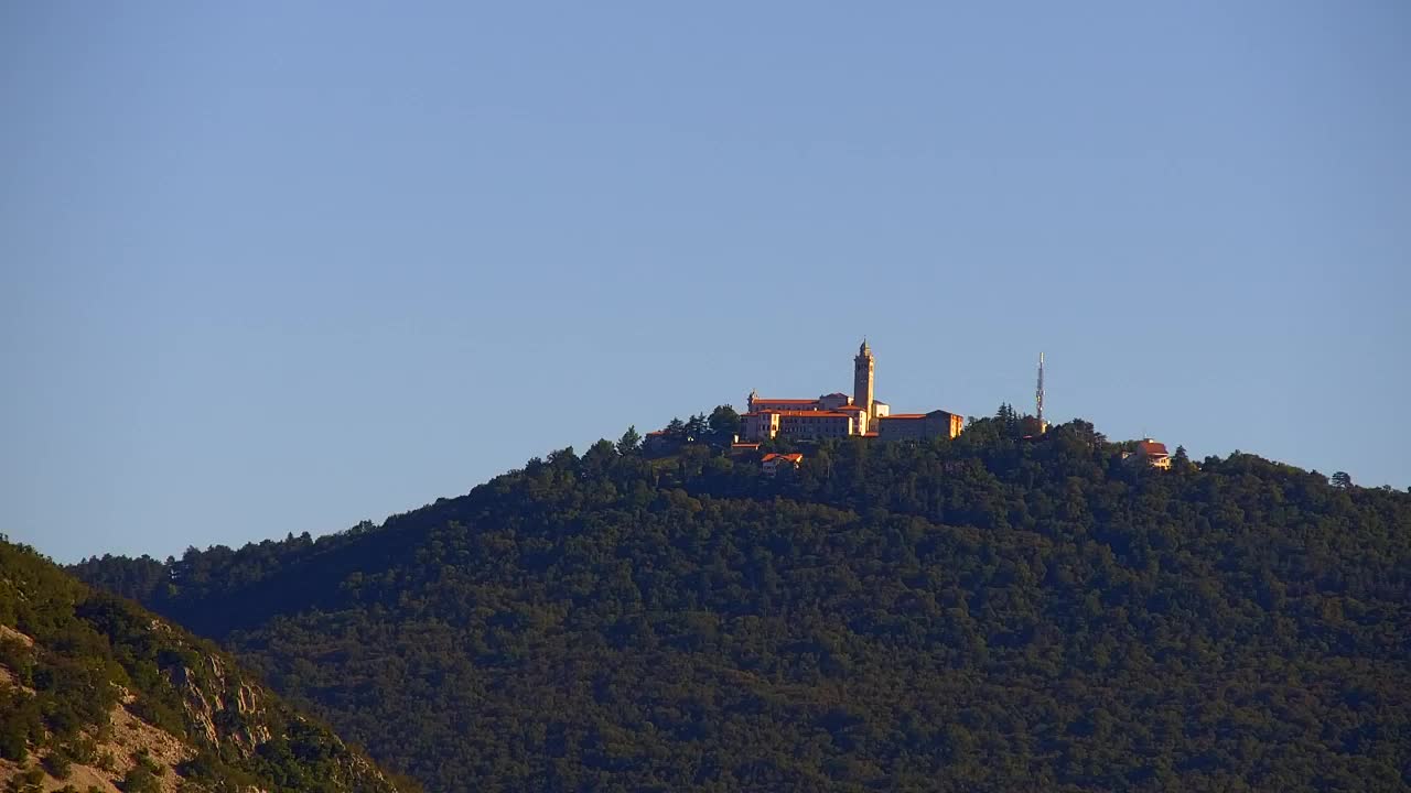 Nova Gorica und Görz: Atemberaubende Aussicht vom Franziskanerkloster Kostanjevica