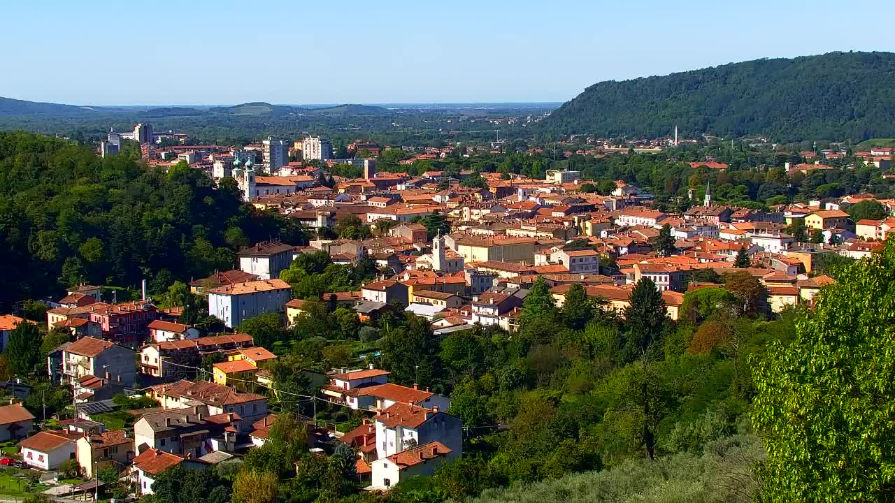 Nova Gorica y Gorizia: Impresionantes Vistas desde el Monasterio Franciscano de Kostanjevica