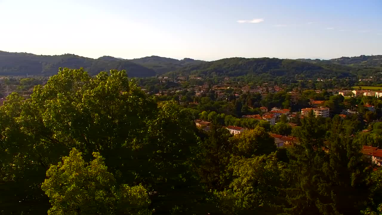 Nova Gorica e Gorizia: Panorama Mozzafiato dal Convento Francescano di Castagnevizza