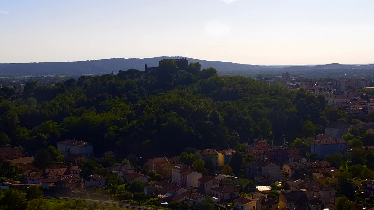 Nova Gorica e Gorizia: Panorama Mozzafiato dal Convento Francescano di Castagnevizza