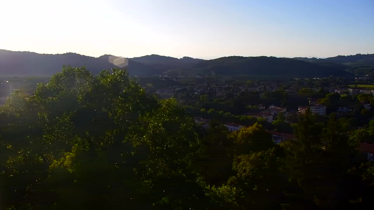 Nova Gorica e Gorizia: Panorama Mozzafiato dal Convento Francescano di Castagnevizza