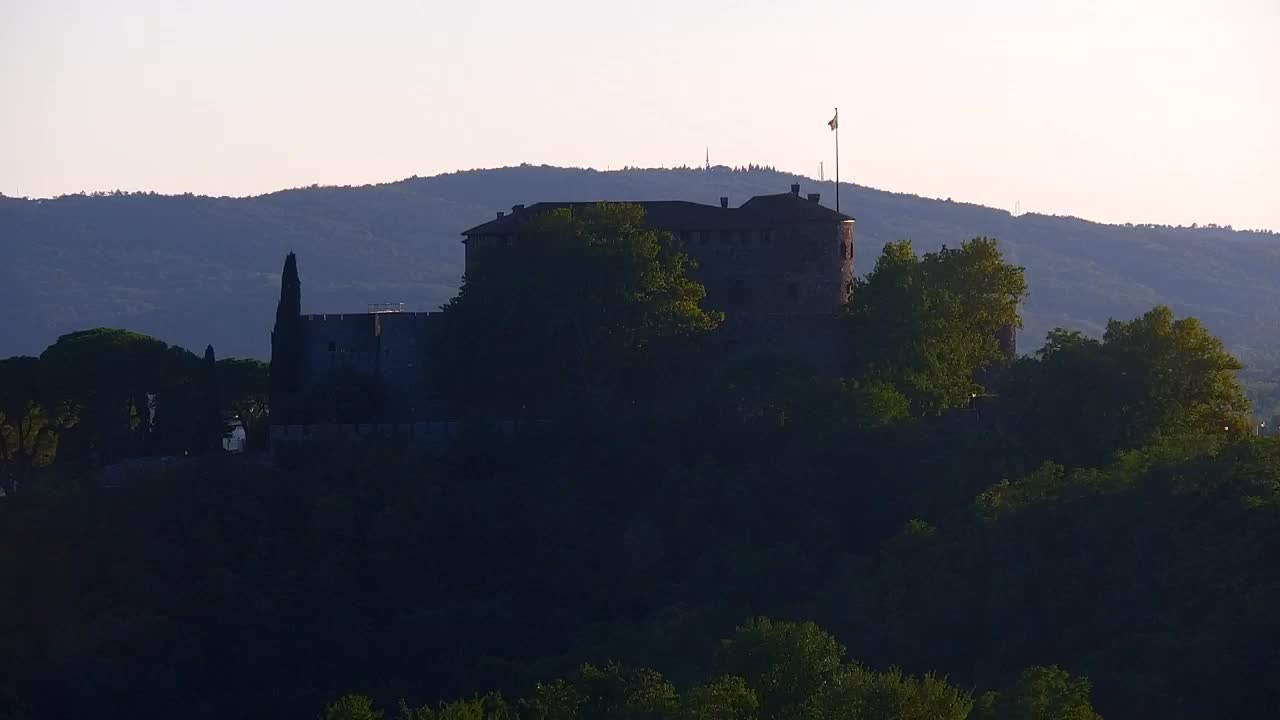 Nova Gorica und Görz: Atemberaubende Aussicht vom Franziskanerkloster Kostanjevica