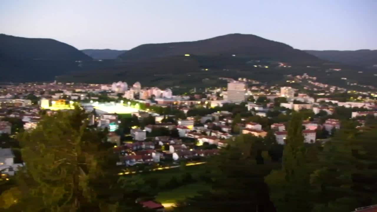 Nova Gorica e Gorizia: Panorama Mozzafiato dal Convento Francescano di Castagnevizza