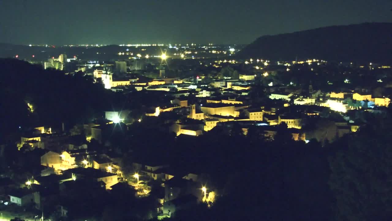Nova Gorica e Gorizia: Panorama Mozzafiato dal Convento Francescano di Castagnevizza