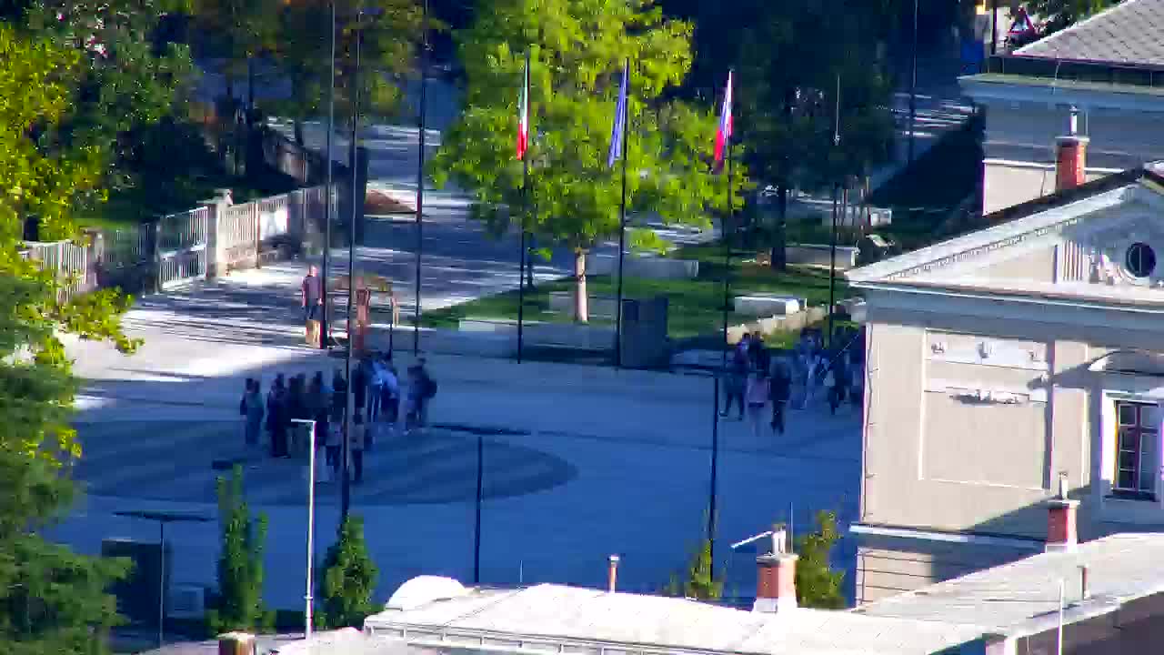 Nova Gorica e Gorizia: Panorama Mozzafiato dal Convento Francescano di Castagnevizza