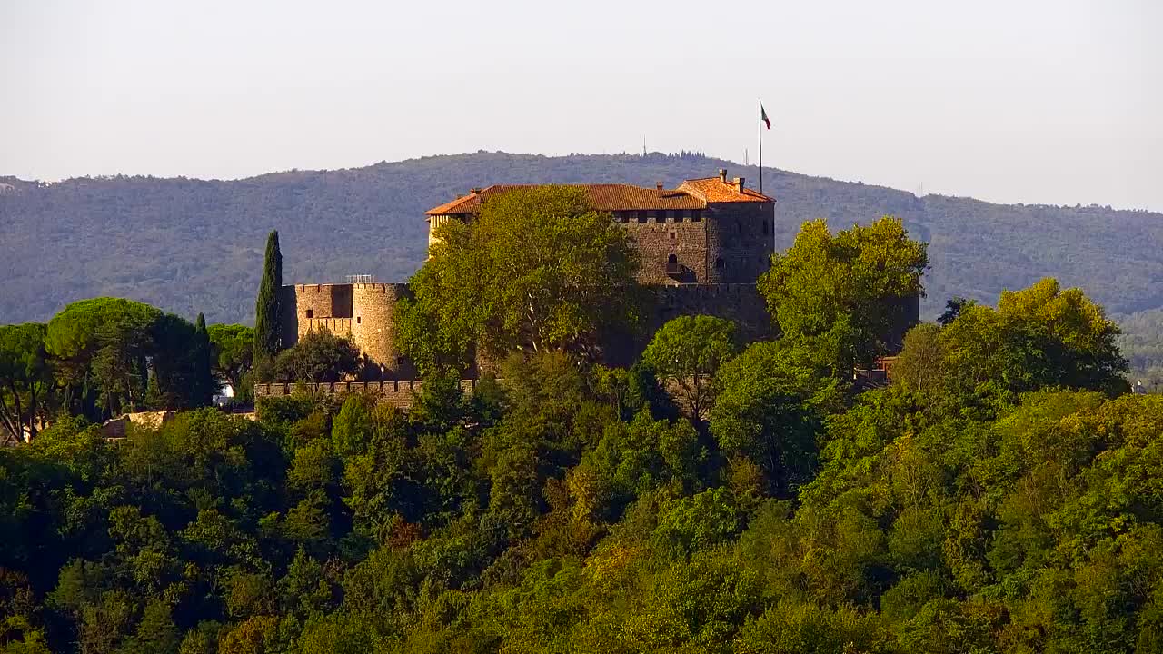 Nova Gorica y Gorizia: Impresionantes Vistas desde el Monasterio Franciscano de Kostanjevica