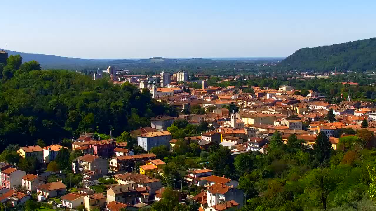 Nova Gorica i Gorica: Prekrasan Pogled iz Franjevačkog Samostana Kostanjevica