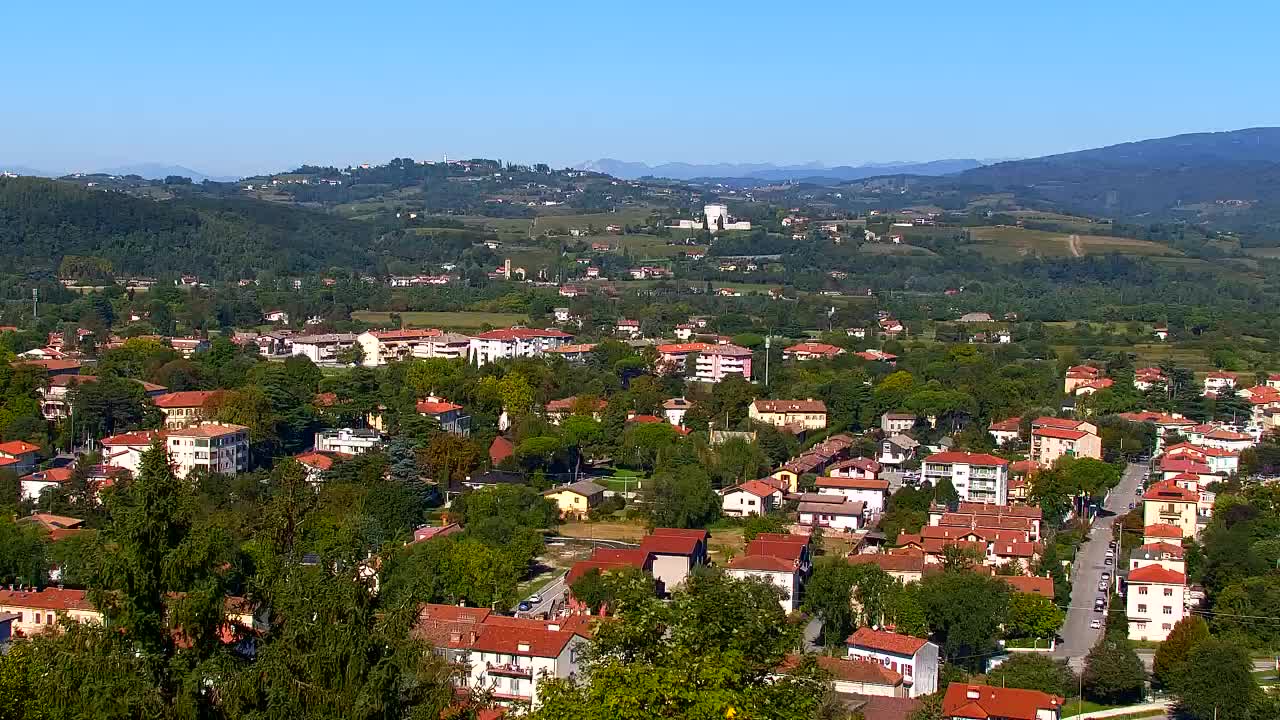 Nova Gorica i Gorica: Prekrasan Pogled iz Franjevačkog Samostana Kostanjevica