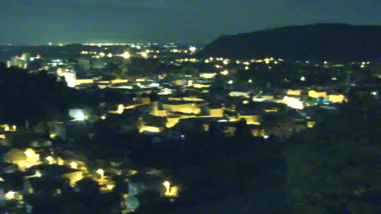 Nova Gorica y Gorizia: Impresionantes Vistas desde el Monasterio Franciscano de Kostanjevica