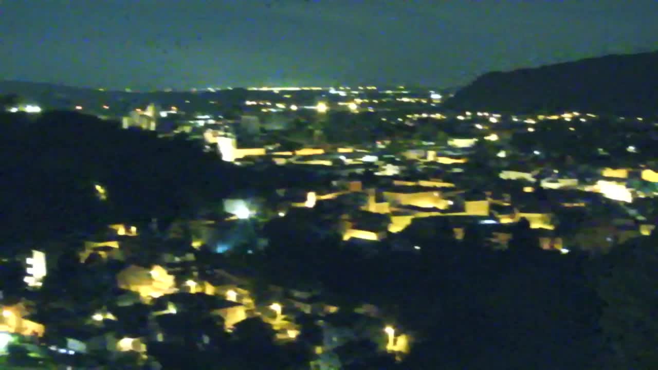 Nova Gorica e Gorizia: Panorama Mozzafiato dal Convento Francescano di Castagnevizza