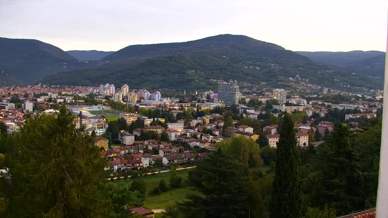 Nova Gorica y Gorizia: Impresionantes Vistas desde el Monasterio Franciscano de Kostanjevica