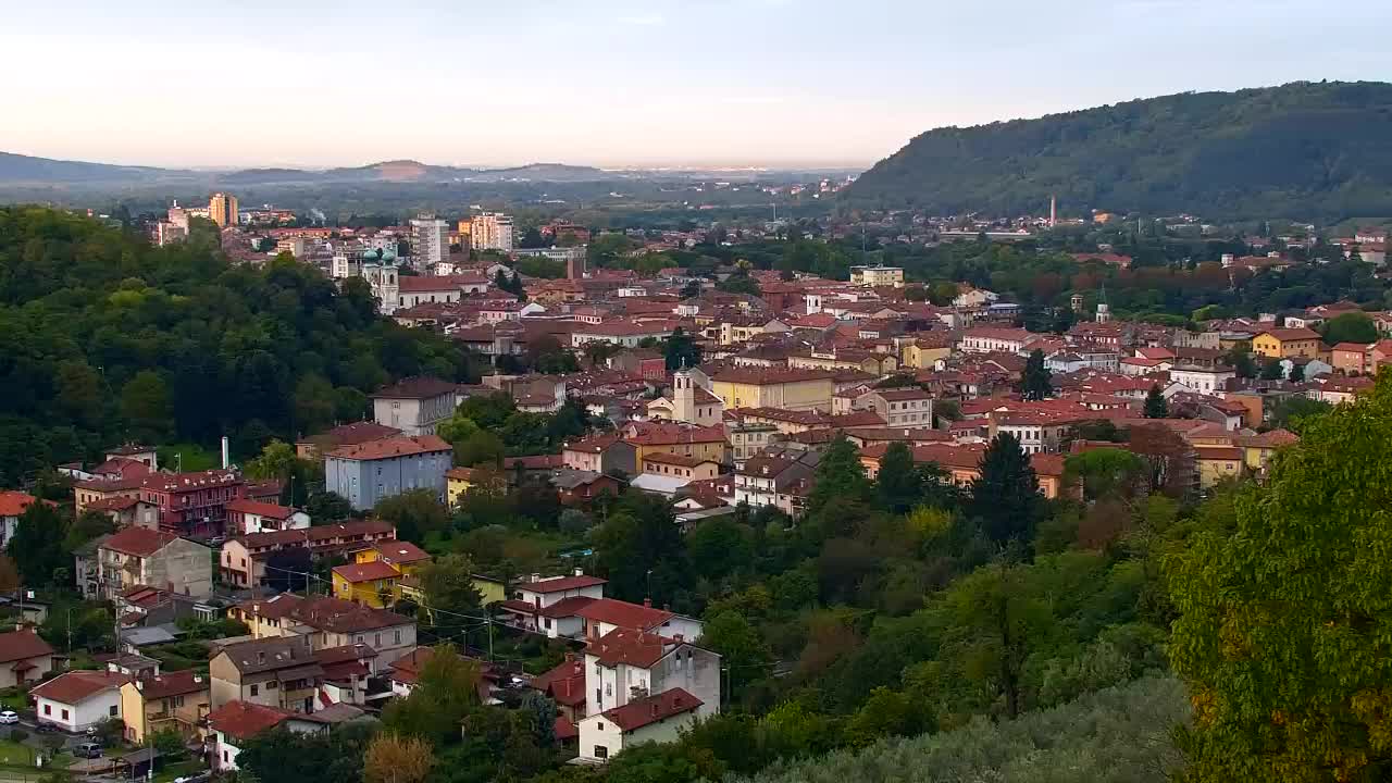 Nova Gorica und Görz: Atemberaubende Aussicht vom Franziskanerkloster Kostanjevica