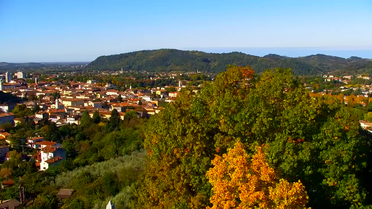 Nova Gorica y Gorizia: Impresionantes Vistas desde el Monasterio Franciscano de Kostanjevica
