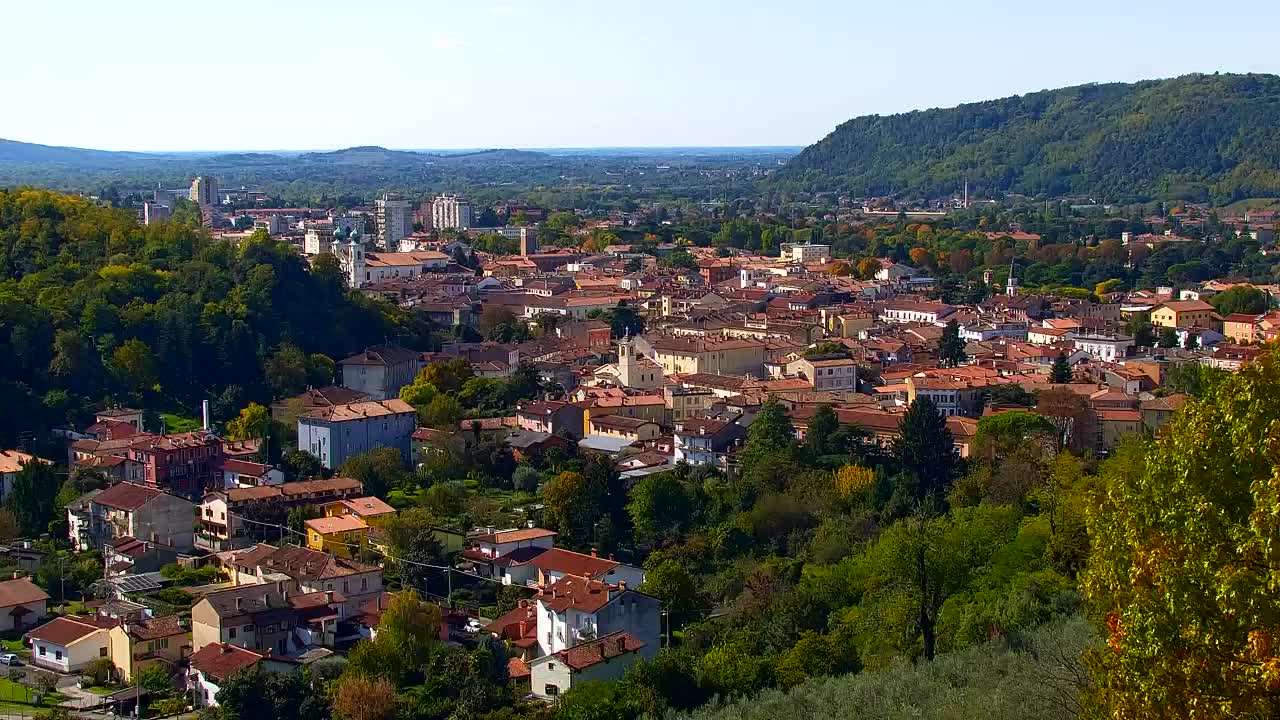 Nova Gorica y Gorizia: Impresionantes Vistas desde el Monasterio Franciscano de Kostanjevica