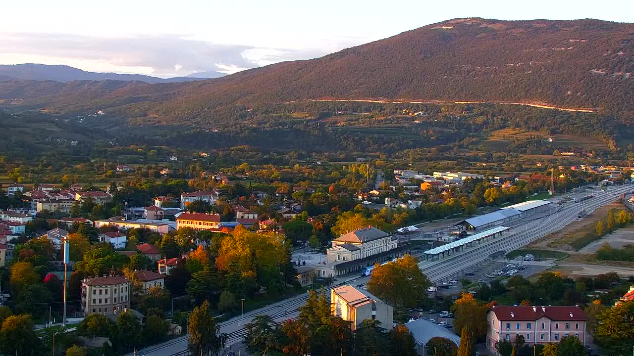 Nova Gorica i Gorica: Prekrasan Pogled iz Franjevačkog Samostana Kostanjevica