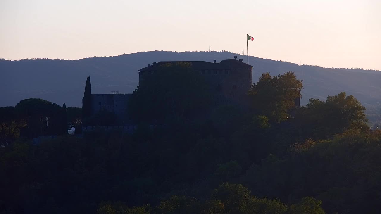 Nova Gorica e Gorizia: Panorama Mozzafiato dal Convento Francescano di Castagnevizza