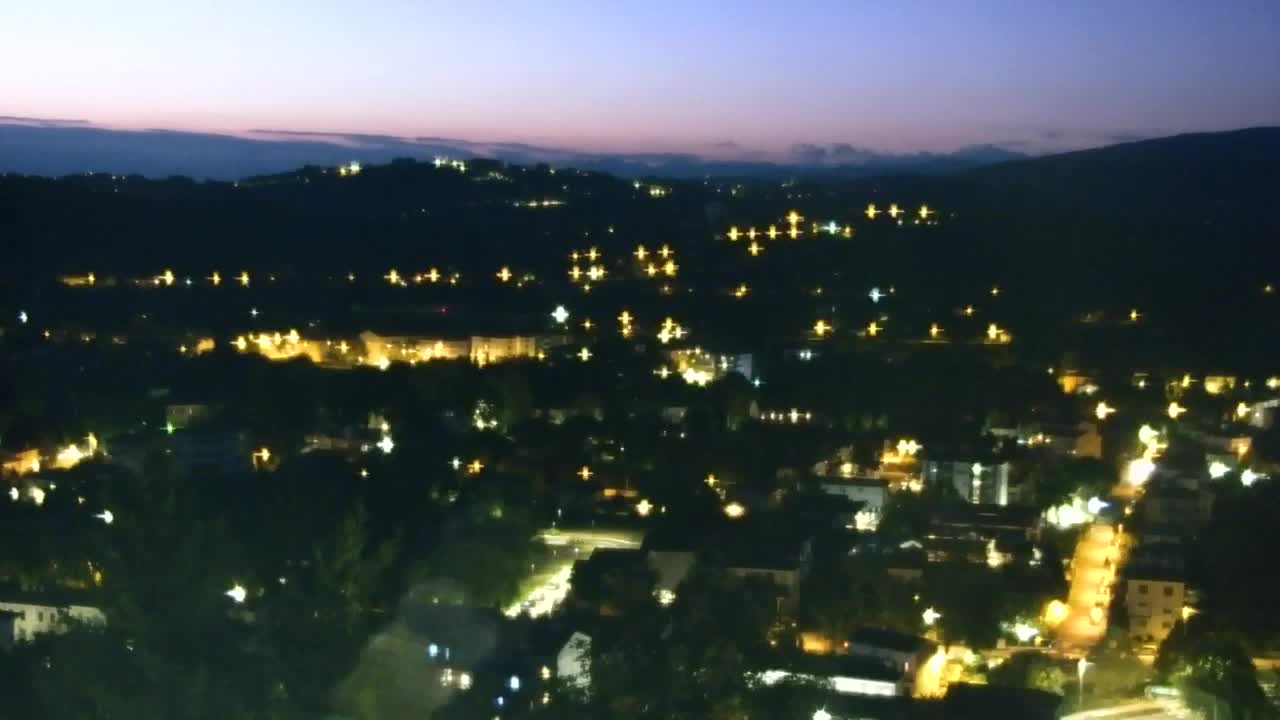 Nova Gorica e Gorizia: Panorama Mozzafiato dal Convento Francescano di Castagnevizza
