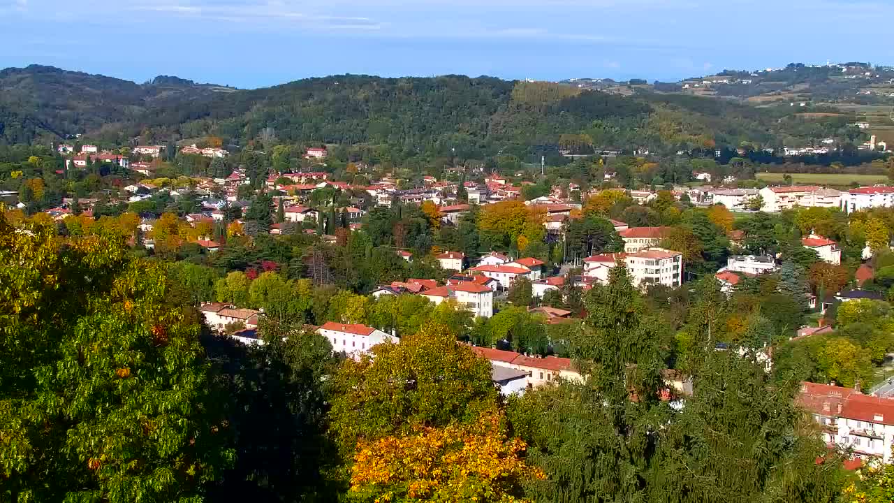 Nova Gorica e Gorizia: Panorama Mozzafiato dal Convento Francescano di Castagnevizza