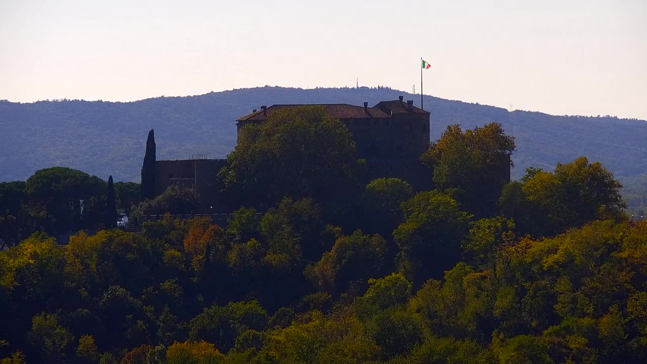 Nova Gorica e Gorizia: Panorama Mozzafiato dal Convento Francescano di Castagnevizza