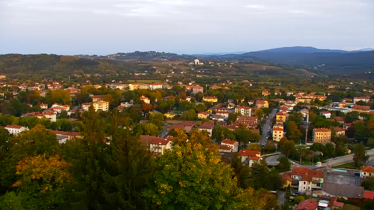 Nova Gorica y Gorizia: Impresionantes Vistas desde el Monasterio Franciscano de Kostanjevica