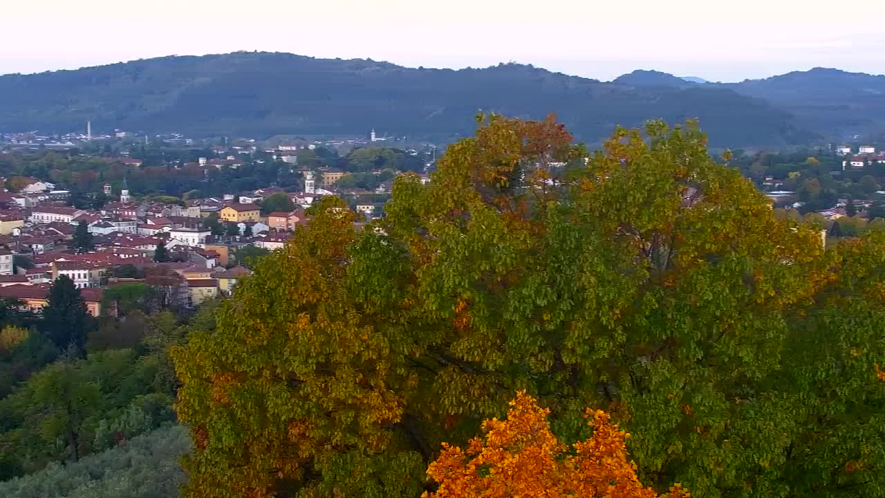 Nova Gorica i Gorica: Prekrasan Pogled iz Franjevačkog Samostana Kostanjevica