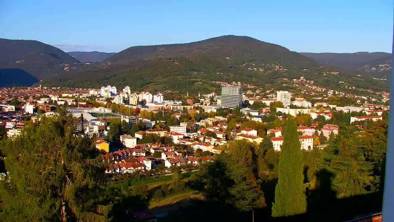 Nova Gorica y Gorizia: Impresionantes Vistas desde el Monasterio Franciscano de Kostanjevica