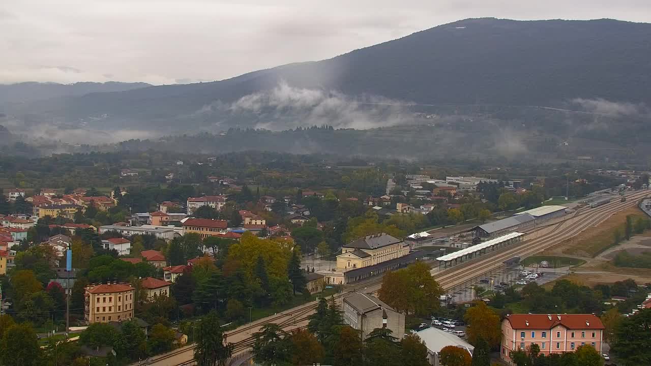 Nova Gorica e Gorizia: Panorama Mozzafiato dal Convento Francescano di Castagnevizza